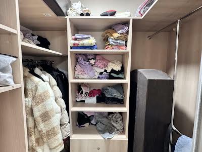 квартира за адресою Нижня Берегова вул., 2/2є