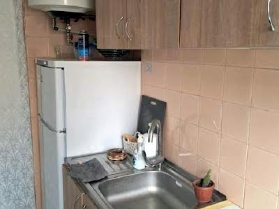 квартира за адресою Олексія Вадатурського вул. (Маршала Малиновського), 43