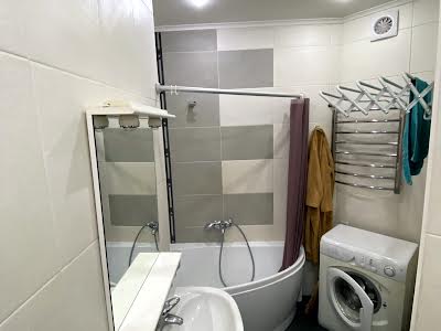 квартира за адресою Миколи Бажана просп., 12