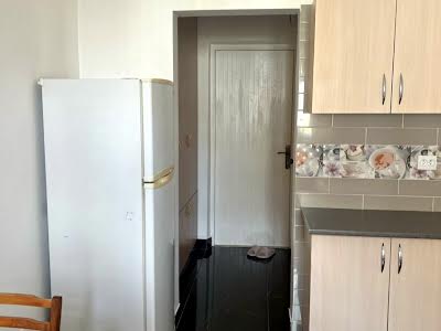 квартира за адресою Комарова вул., 38