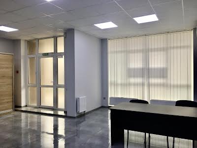 комерційна за адресою Французький бульв., 26