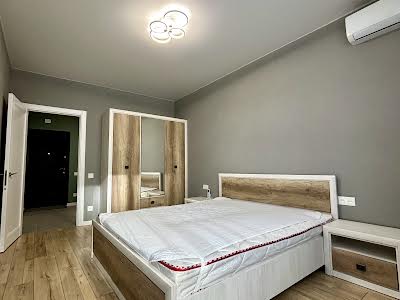 квартира за адресою Олександра Олеся вул., 6а