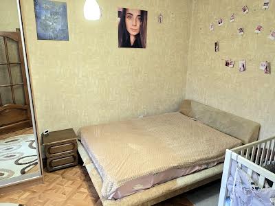 квартира за адресою Зимових Походв, 71