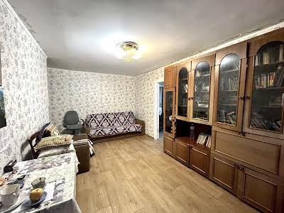 квартира за адресою Новокримська, 4а