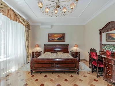 квартира за адресою Олеся Гончара вул., 26