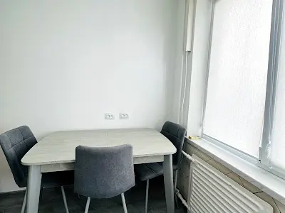 квартира за адресою Павла Тичини просп., 12-А