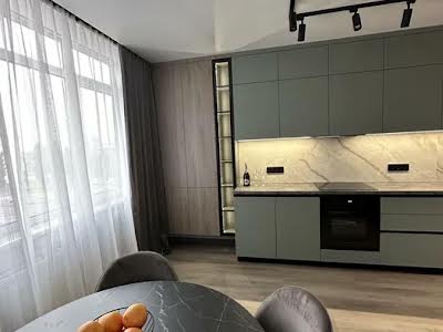 квартира по адресу Черниговская ул., 8