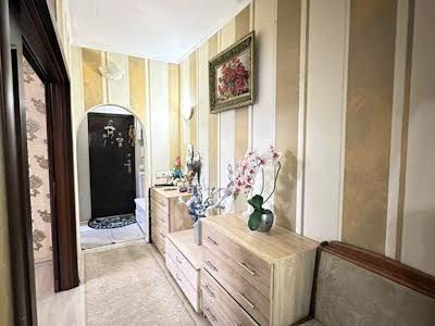квартира за адресою Академіка Корольова просп., 8