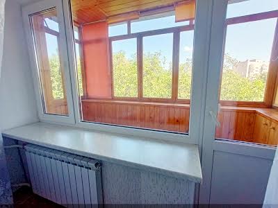 квартира по адресу Стратегическое шоссе (Науки), 2а