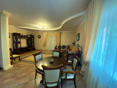 будинок за адресою Садова
