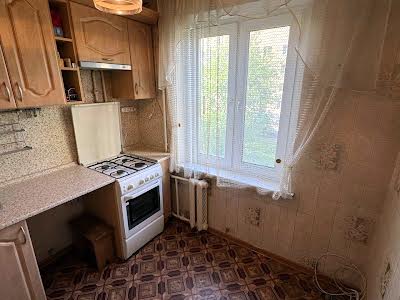квартира за адресою Павла Тичини просп., 14-А