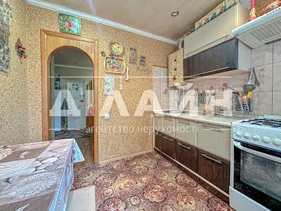 квартира за адресою Профспілок пл., 3