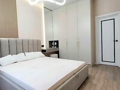 квартира за адресою Краснова вул., 3/60