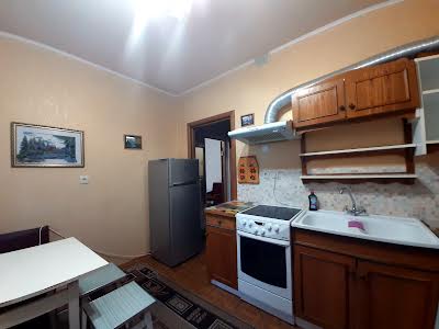 квартира за адресою Вишняківська вул., 5