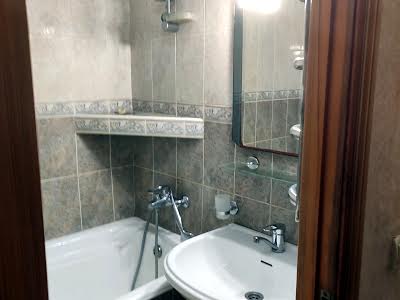 квартира по адресу Героев Днепра ул., 5