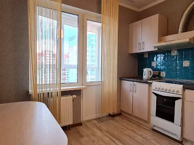 квартира за адресою Софії Русової вул., 7