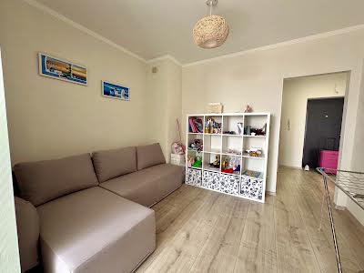 квартира за адресою Райдужний масив вул., 11
