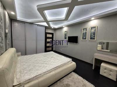 квартира по адресу Витянская ул., 2