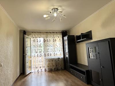 квартира за адресою Космонавта Поповича вул. (Космонавта Волкова), 2