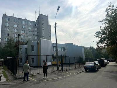 коммерческая по адресу Світлицького ул., 35 А