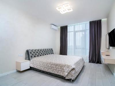 квартира за адресою Трускавецька вул., 8