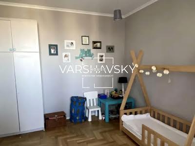 квартира за адресою євпопейського союзу, 17-Б