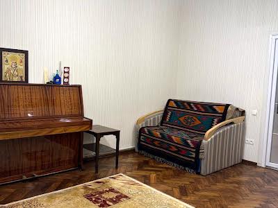 квартира за адресою Дмитра Донцова вул. (Котовського), 12