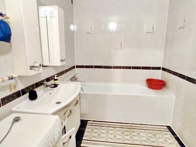 квартира за адресою Урлівська вул., 34
