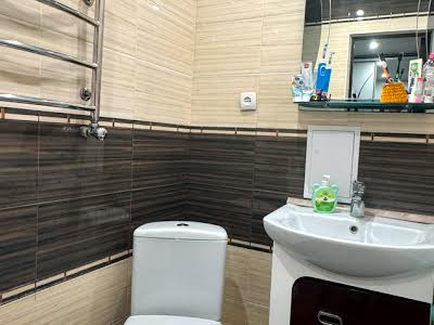 квартира за адресою Садова вул., 20