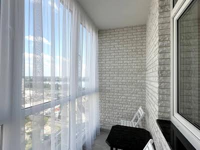 квартира по адресу Ревуцкого ул., 40-Б