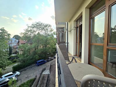 квартира за адресою Оскара Кольберга вул., 3а