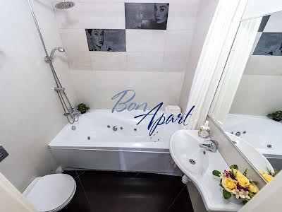 квартира за адресою Шота Руставелі вул., 44