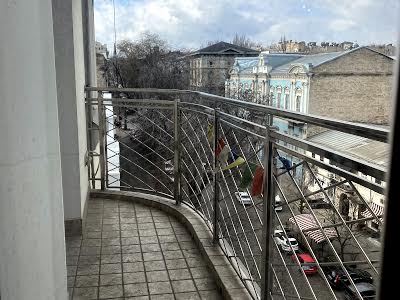 квартира по адресу Греческая, 5