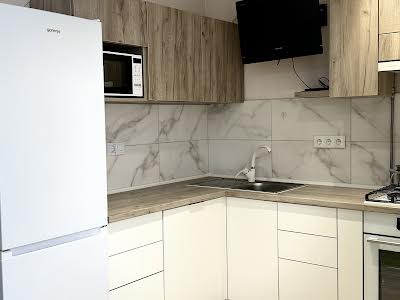 квартира за адресою Височана вул., 18