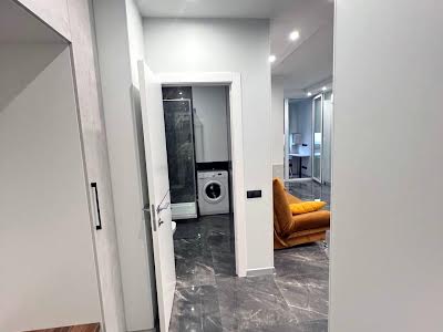 квартира за адресою Зарічна вул., 4