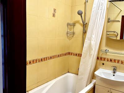 квартира за адресою Золотоворітська вул., 2