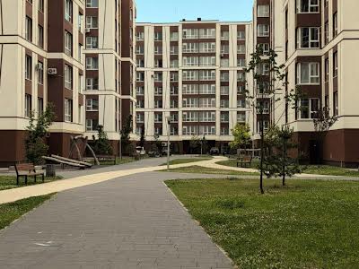 квартира за адресою Полуботка, 18