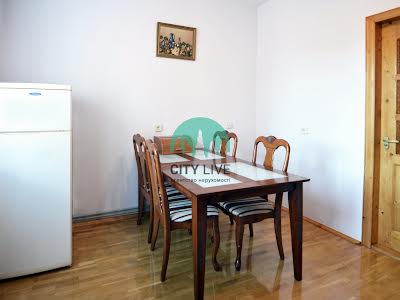 квартира за адресою Витвицького вул. (Луначарського), 8