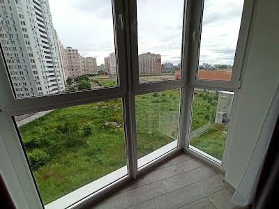 квартира за адресою Драгоманова вул., 2б