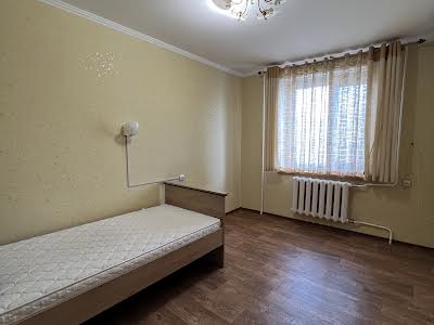 квартира за адресою Садова, 9