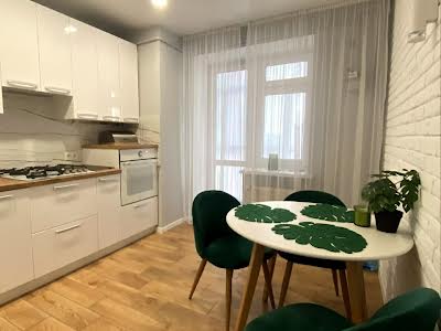 квартира за адресою Під Голоском вул., 15-а