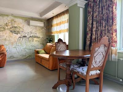 квартира за адресою Янтарна вул., 73