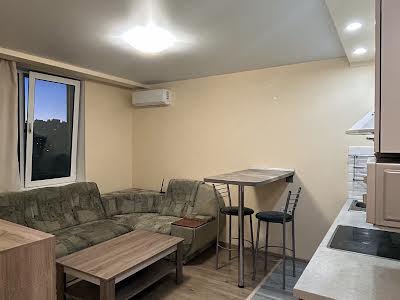 квартира за адресою Пономарьова вул., 26