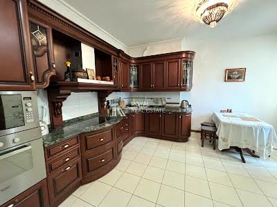 квартира за адресою Старонаводницька вул., 6-Б