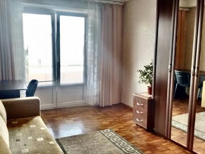 квартира за адресою Амвросія Бучми бульв., 3
