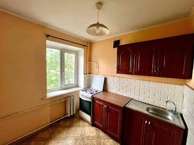 квартира по адресу Елены Телиги ул., 21
