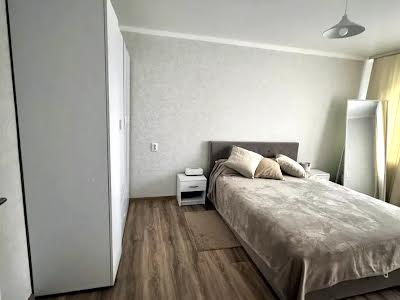 квартира за адресою Донецька вул., 53