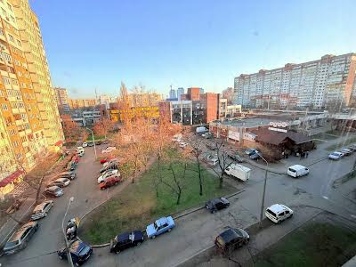 квартира за адресою Рональда Рейгана вул., 10