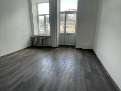 комерційна за адресою Велика Васильківська вул. (Червоноармійська), 81