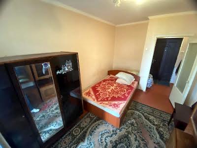квартира за адресою Червоної Калини просп. (Володимира Маяковського), 28-Б